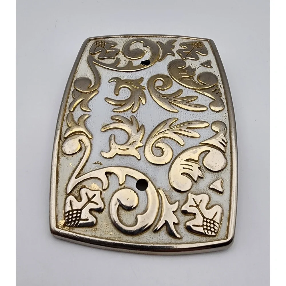 Vtg Belt Buckle Floral Leaf Pattern‎ White and Gold